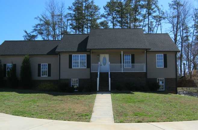 205 Isaiah Ct
