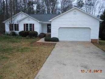 726 Campbell Ave W