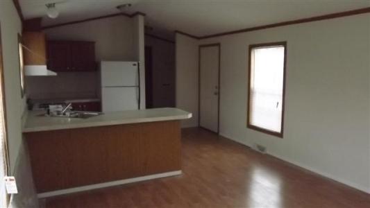 924 Camelot Manor