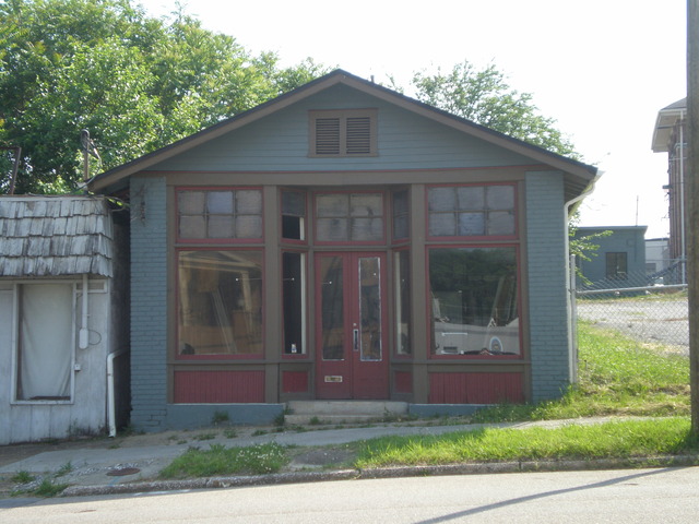 937 N. Central