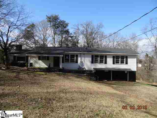 30 Hillcrest Dr
