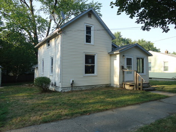236 Douglas St