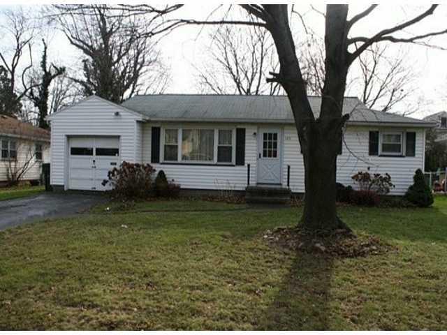 145 Redwood Rd
