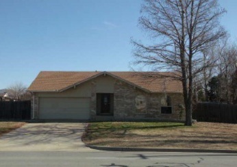 2312 N Santa Fe Ave