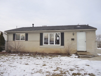 34372 Lynn Dr
