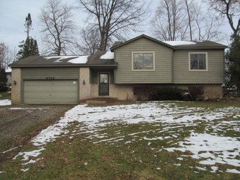 8762 Pontiac Lake Rd