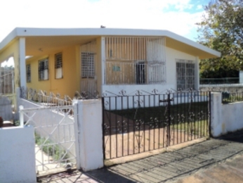 1100 Calle James Bond Country Club