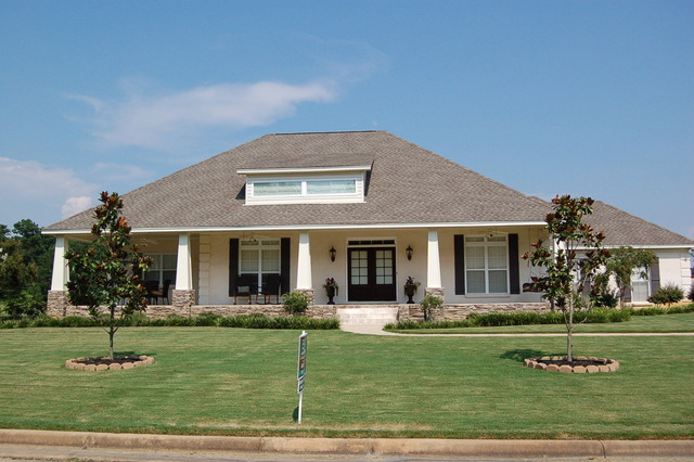 140 Wild Oak Ln