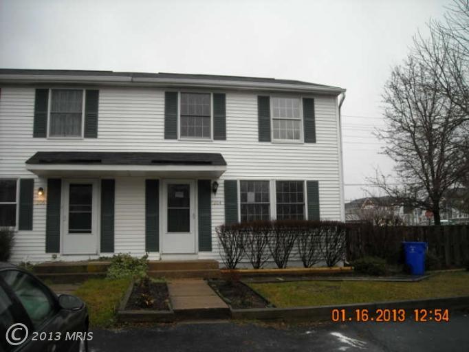 9204 Connell Ct
