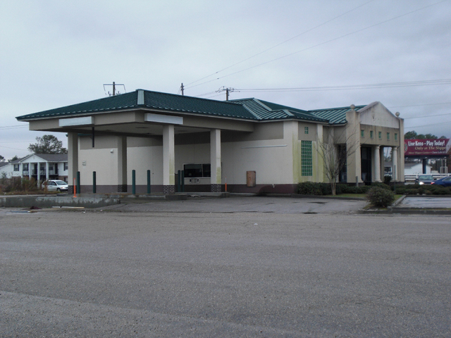 725 Highway 90 East