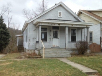 227 E 46th St