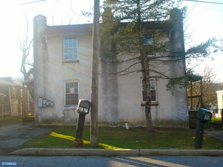 27-29 Bay St
