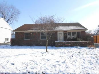 2407 Maumee Place