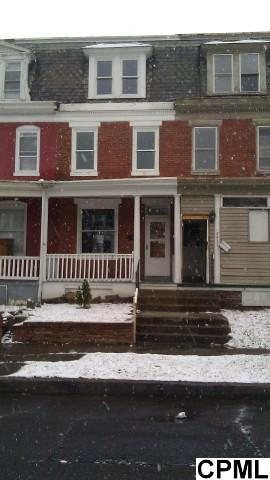 2433 Reel St