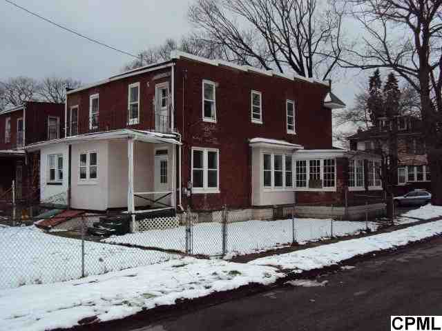 1953 Manada St