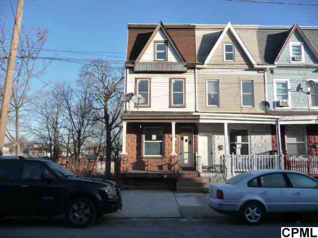 1320 Howard St