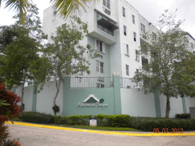 Cond Alturas Del Parque 2207