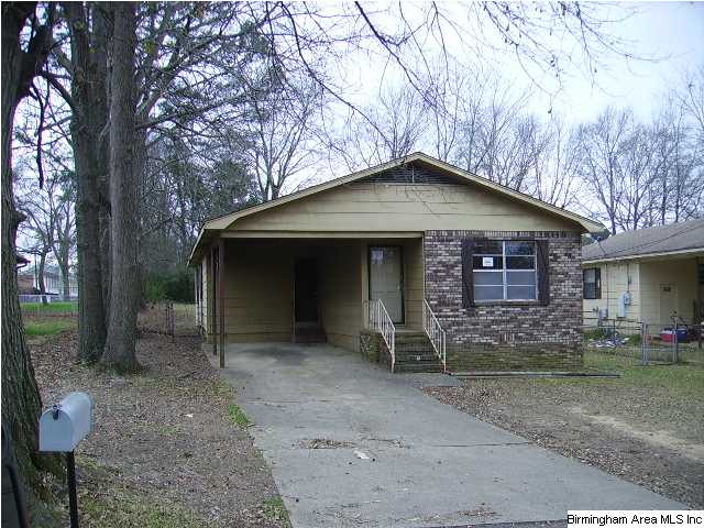 109 Fair St