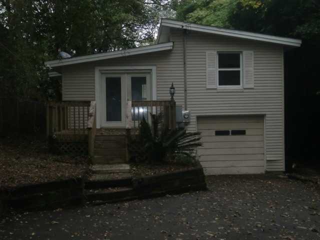 2004 Riverside Dr