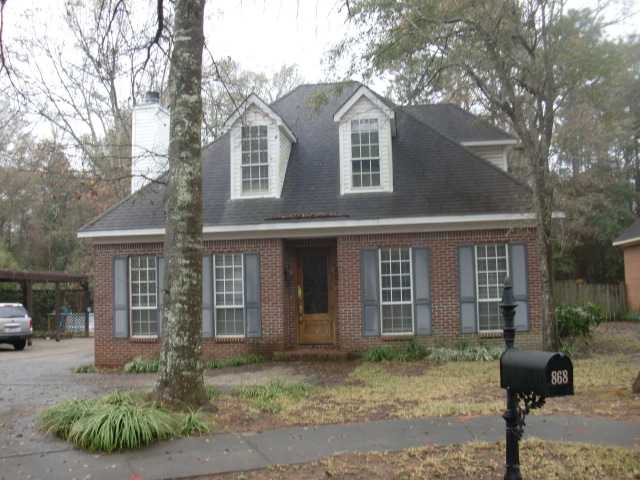 868 W Briar Ct