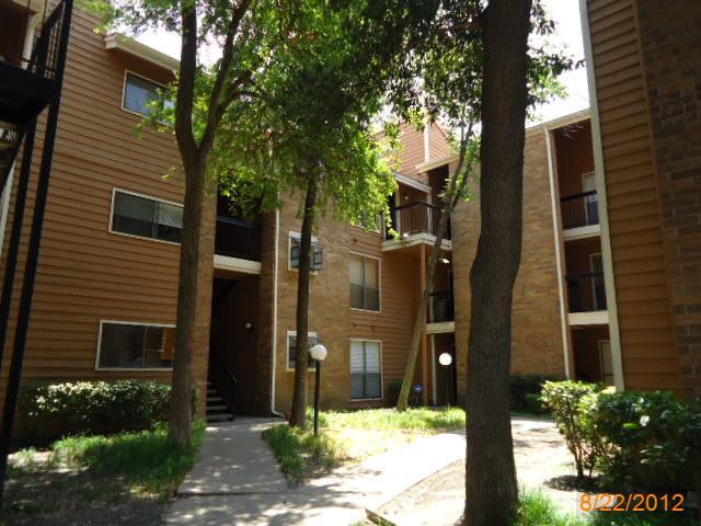9730 Whitehurst Dr Apt 20