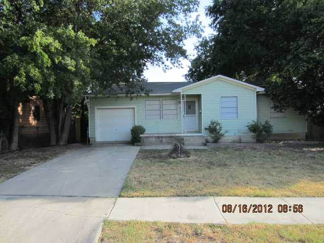 2209 Davis Dr