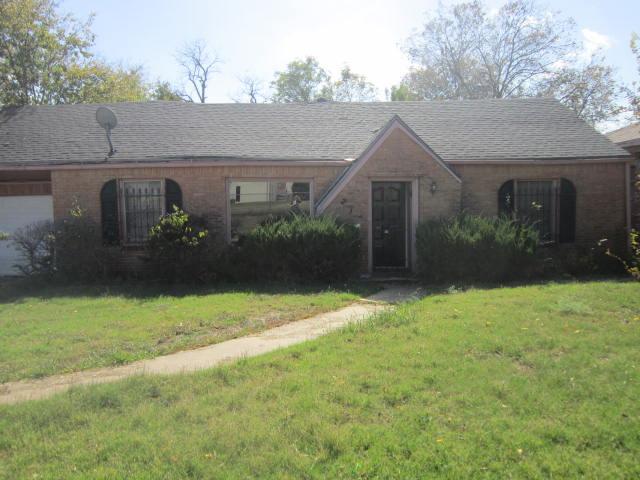 214 3rd St