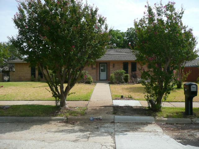 3406 Valley View Ln