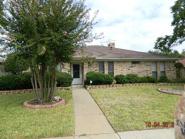 2401 Saharah Dr