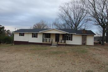 2018 S Lindsay Ln