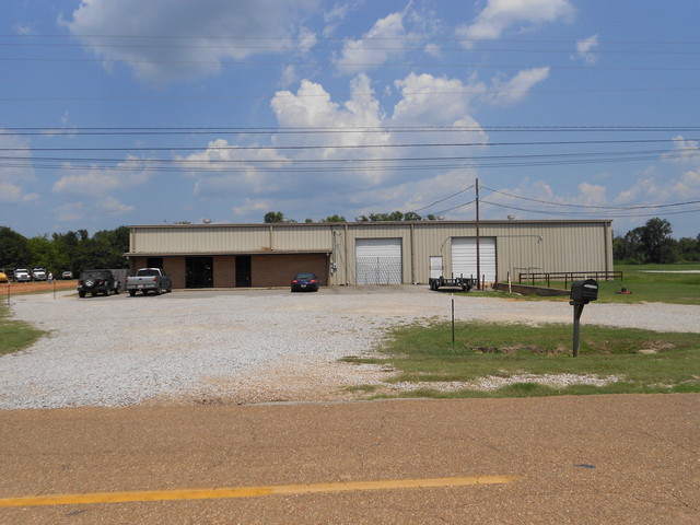 7541 Hwy 71 S
