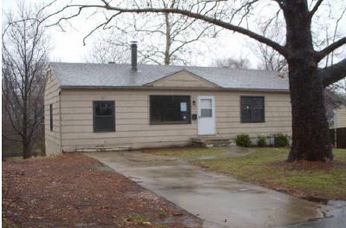 125 North Kendall Drive
