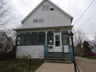 1536 W. Grand Ave