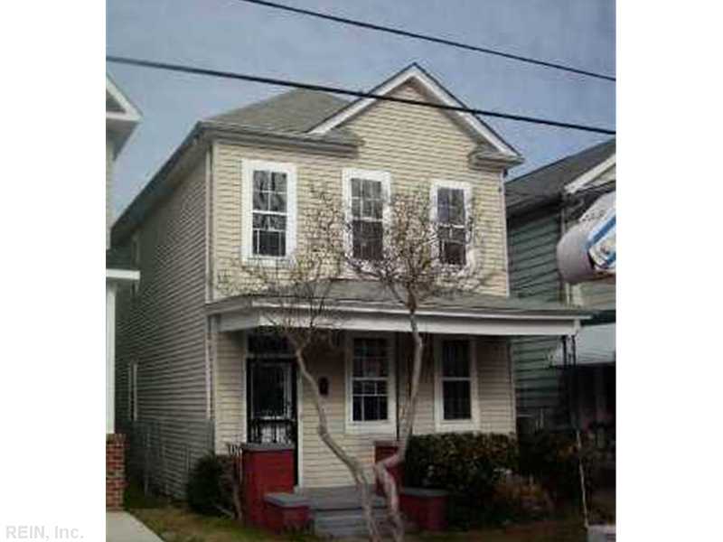 878 Lexington St