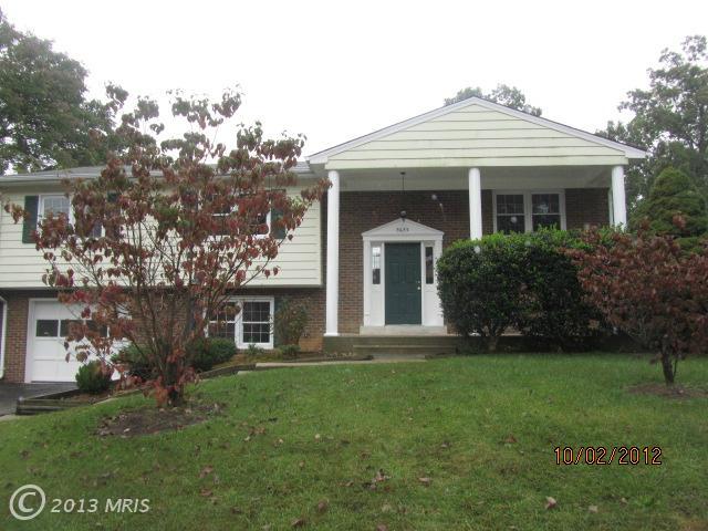 5653 Neddleton Ave