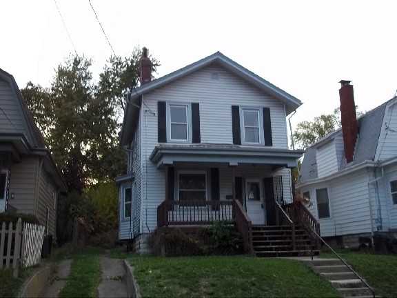 811 Wells St