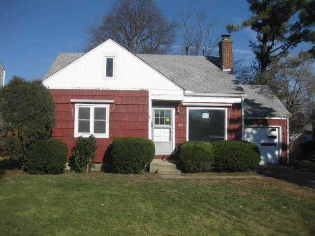 1542 College Hill Dr