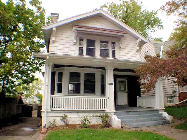 2712 Willard Ave