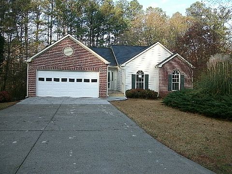 6004 Woodcreek Dr
