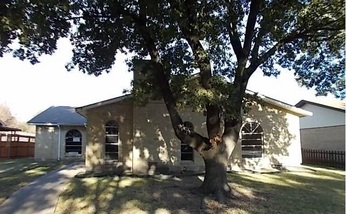 4118 Mayflower Dr