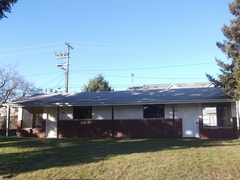 8405-8407 84th Street SW