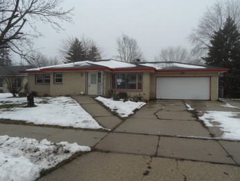 2509 Kenwood Ave