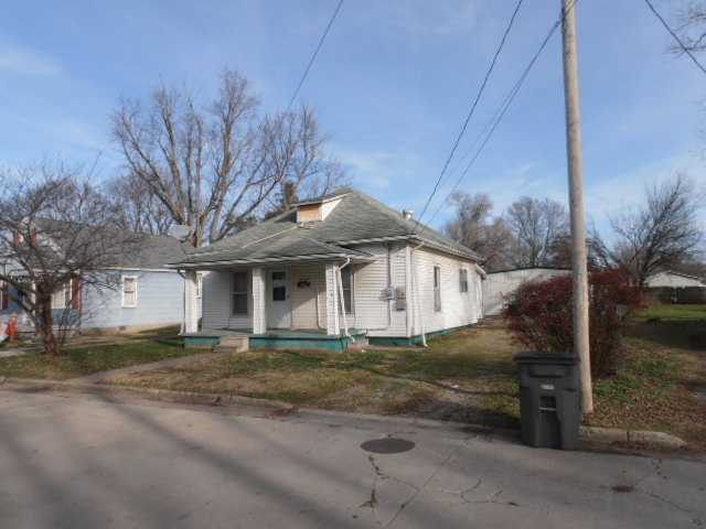 659 S Vine St