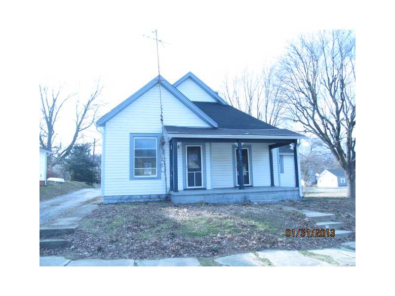 478 Center St