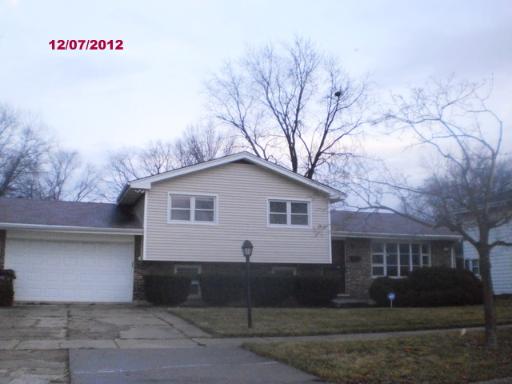 17609 Larkin Ln