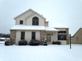9509 Ballymore Dr