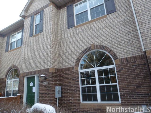 6476 Regency Ln