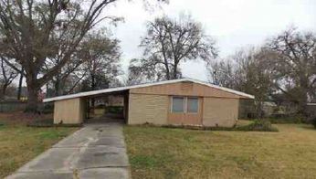 137 Grand Ave