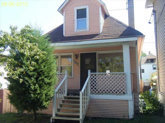 805 N 15th Ave
