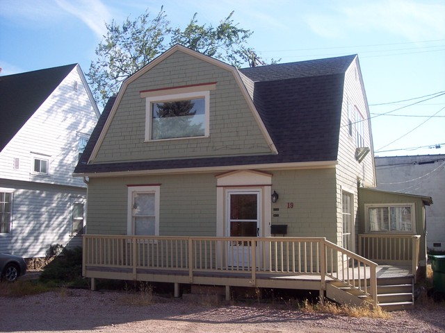 19 Boulder Court